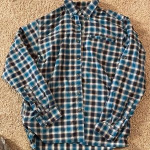 Eddie Bauer Men’s Athletic Button Up Size Medium